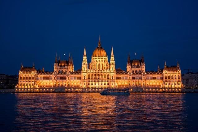Downtown Studio Next To The Basilica Budapest Kültér fotó